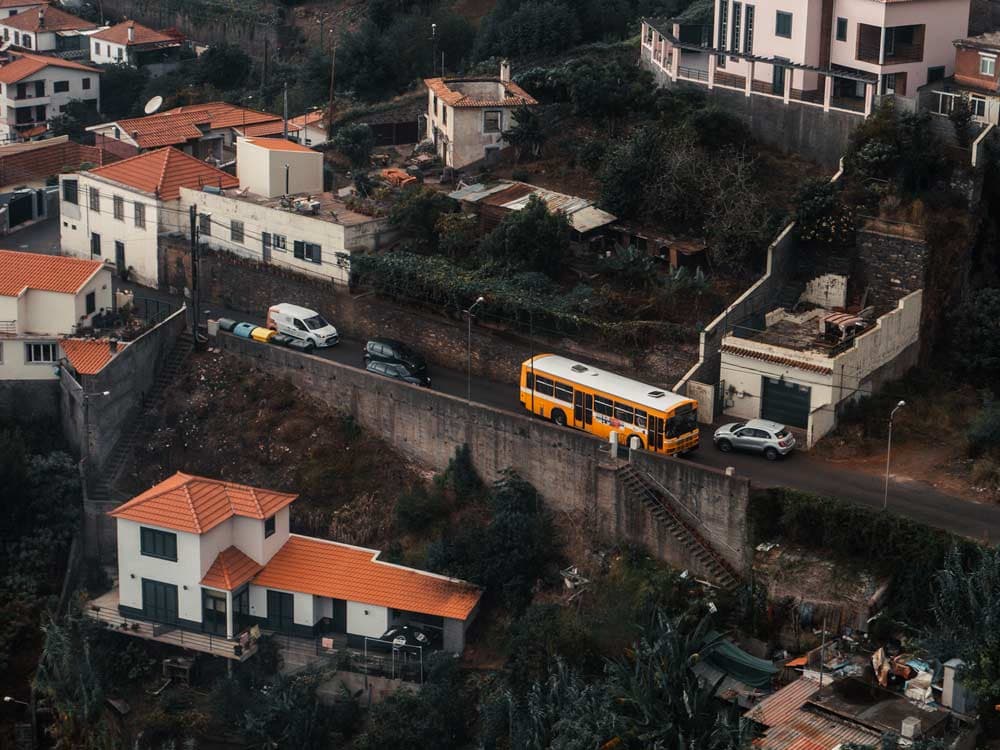 Bus fahren auf Madeira – eine Komplettanleitung