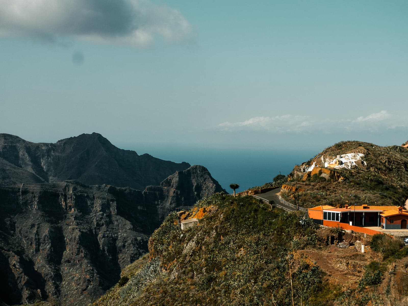 Bus fahren auf Teneriffa: Tickets, Linien und Preise